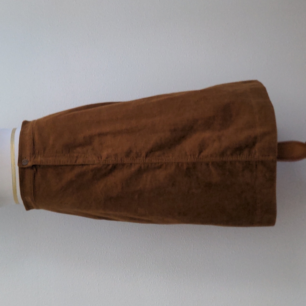 High-waisted Uniqlo Corduroy Skirt